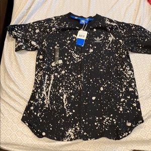 Men’s Brand New Adidas paint splatter shirt